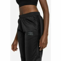Umbro Diamond Taped Tricot Jog Pants For Female -Cheap Skechers Shop unnamed file 1271