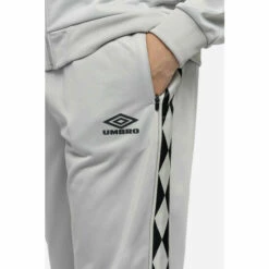 Umbro Diamond Taped Tricot Jog Pants For Male -Cheap Skechers Shop unnamed file 2255